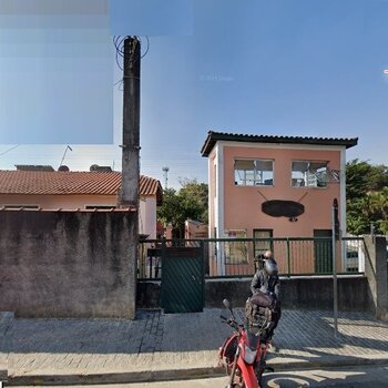 Sobrado 2 Dorms. - Cond. Moenda
