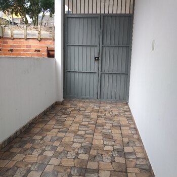 LOCAÇÃO CASA - 2DORM - R$ 1.700,00 - JARDIM DAS IMBUIAS NÃO É INDEPENDENTE 