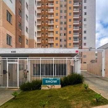 Locação Apartamento 37m R$ 2.100,00 Condomínio Show / Campo Grande - 2 dormitórios valor pacote incluso taxa de condomínio água e gás 
