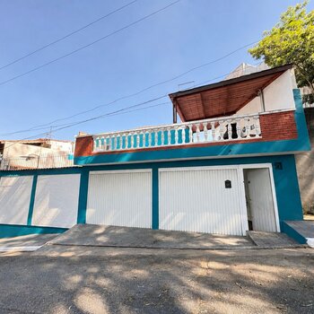 Sobrado 3 dormitórios 3 vagas – piscina R$ 749.000,00 – Parque das Árvores Aceita financiamento 