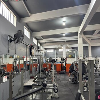 Salão Comercial em Aluguel - 290m², cadastrado 13/03/2026