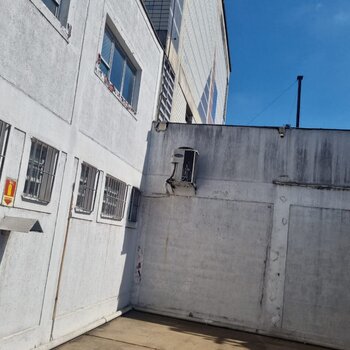 Prédio comercial para locação em Jabaquara.