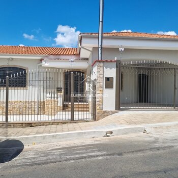 Bela Casa Residencial - Jardim América 