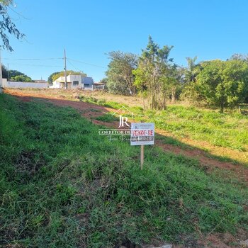 Terreno 300 m2 - Bairro São Pedro - Fama MG