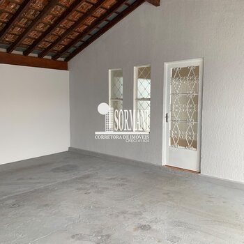 Sua Nova Casa dos Sonhos Espera por Você!